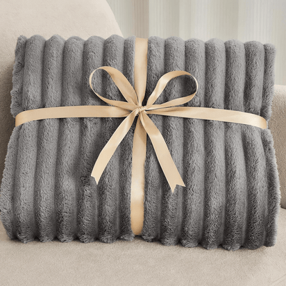 The Fleece Blanket - Lumera