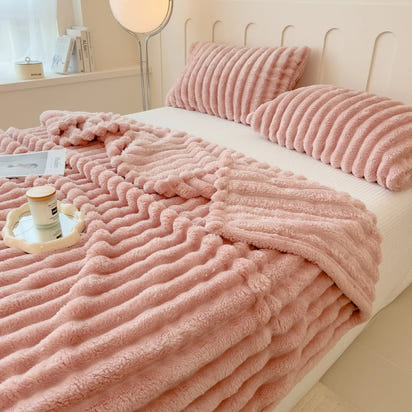 The Fleece Blanket - Lumera