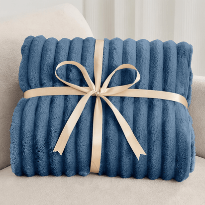 The Fleece Blanket - Lumera