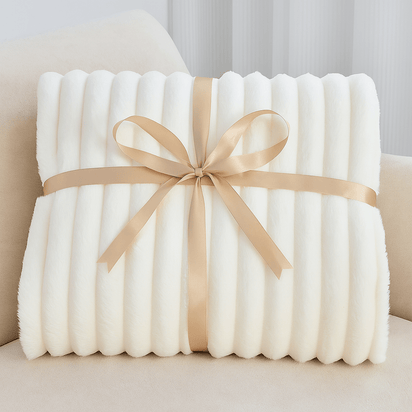 The Fleece Blanket - Lumera
