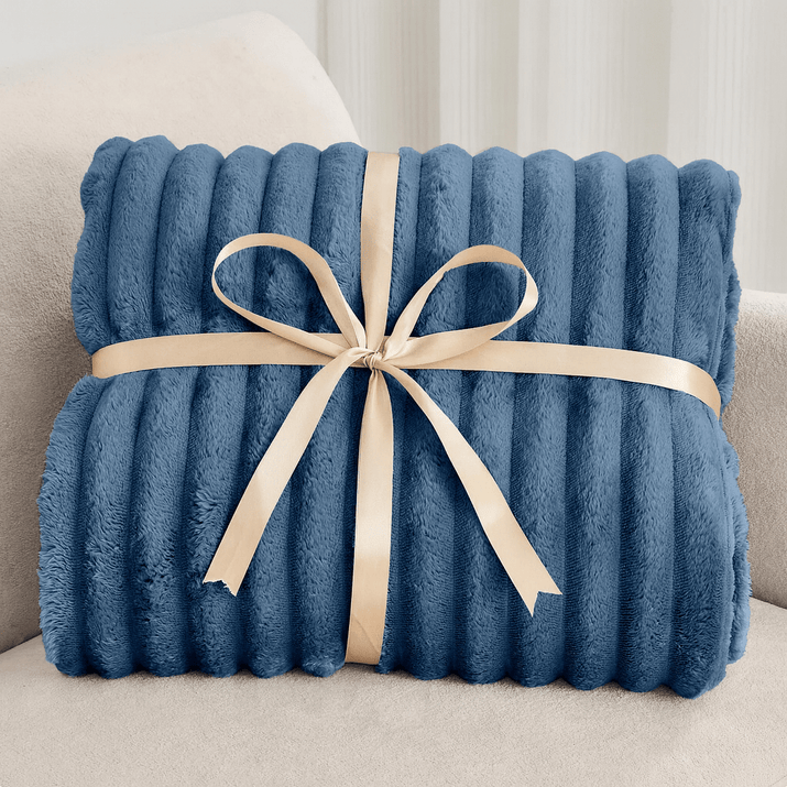 The Fleece Blanket - Lumera